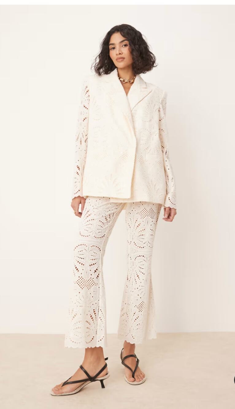 ASOS Design Womens 8 Cream Lace Embroidered Tailored Flared Ankle Pants NEW